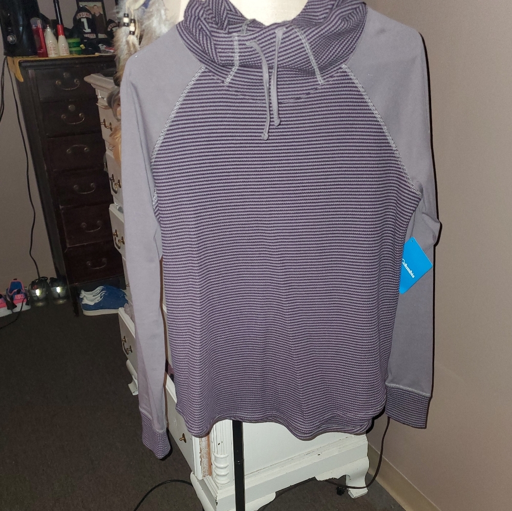 Columbia thermal sweatshirt